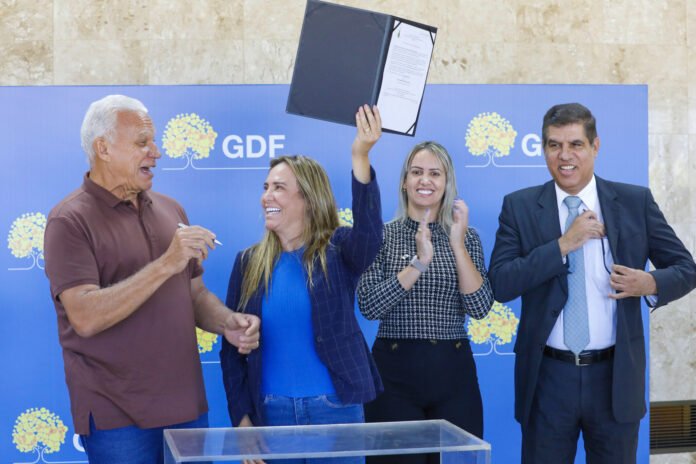 Dentro-1-23-2048x1365