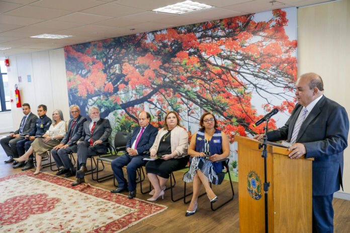 Dentro-Foto-Renato-Alves-2048x1365