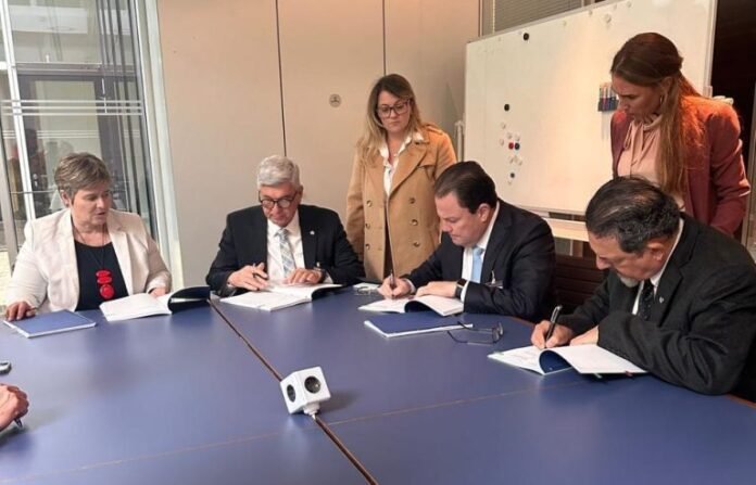 Caesb_BancoAlemao-2-e1728945953308-768x493