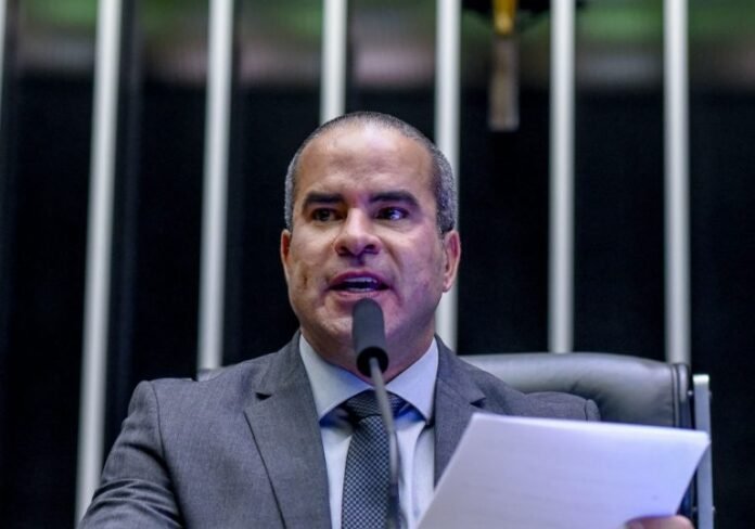 dep-fred-linhares-foto-douglas-gomes-18-03-24-768x539