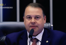 Vitória para a Educação: Câmara aprova PEC do Acúmulo de Cargos e fortalece papel do professor — liderança de Júlio Cesar ganha destaque